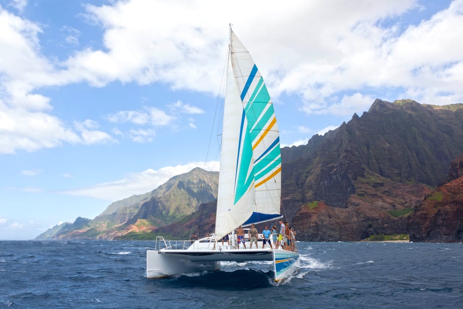 Kauai: Napali Coast Sail &amp; Snorkel Tour from Port Allen