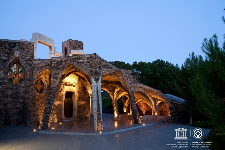 Crypte de la Colonie Güell : visite avec audio-guideDécouvrez les secrets les mieux gardés de Gaudí