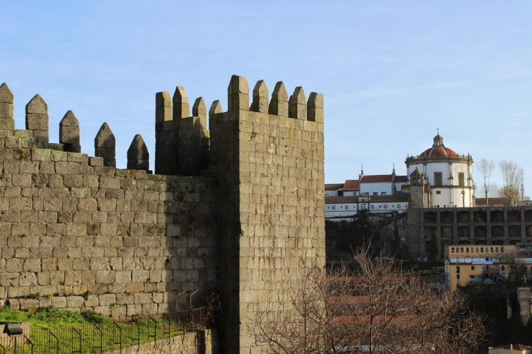 Porto: Vila Nova de Gaia StadtentdeckungsspielEntdeckungsspiel auf Portugiesisch