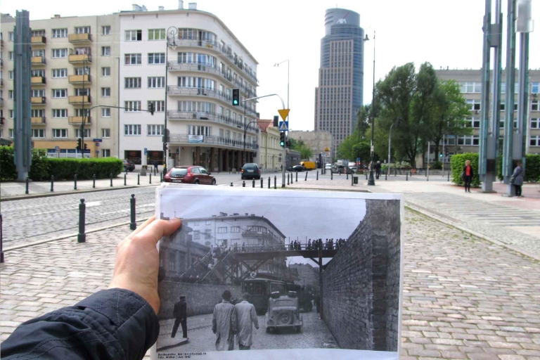 Varsovia: tour privado del gueto judío en coche retroHora de inicio: 10.00