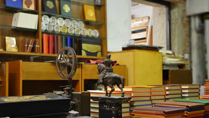 venice palazzo zenobio guided tour