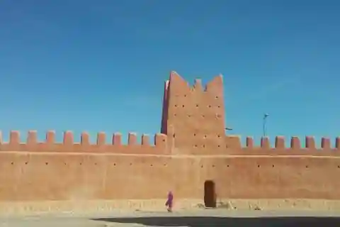Agadir: Viagem privada de 1 dia à praia de Legzira e Tiznit com almoço
