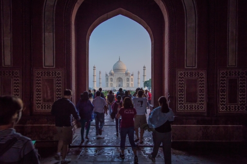 Taj Mahal: visite de groupe partagée avec transfert de New DelhiOption de point de rencontre