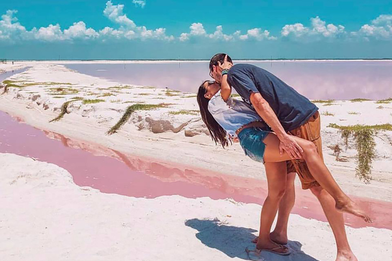 From Cancún: Day Trip to Las Coloradas Pink Lakes