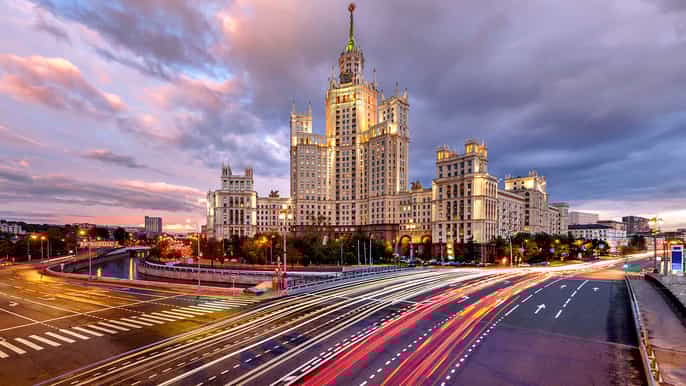 moscow by night fourhour sightseeing tour by car