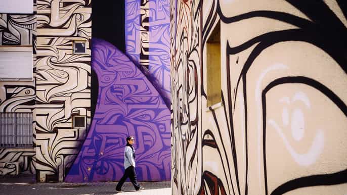 lisbon street art tour