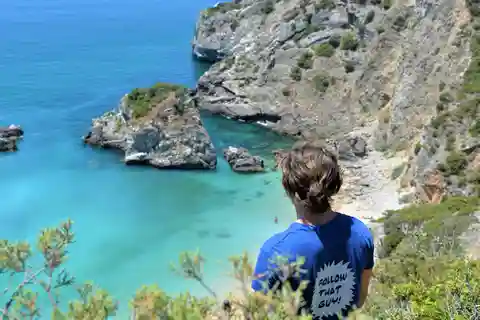 From Lisbon: Sesimbra Wild Beach Tour