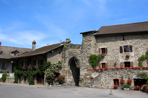 De Genève: excursion d'une journée à Chamonix et au village médiéval d'YvoireExcursion d'une journée à Chamonix et Yvoire Village Médiéval