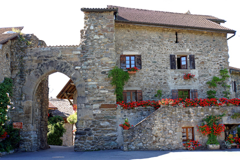 Ab Genf: Tagestour nach Chamonix & Yvoire Medieval VillageTagesausflug nach Chamonix und Yvoire Medieval Village