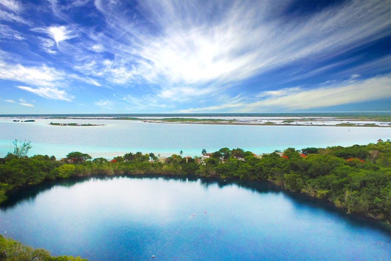 Ab Cancún: Tour zur Bacalar-Lagune der 7 Farben