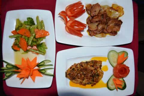 Hoi An: Romantic Sunset Dinner Cruise