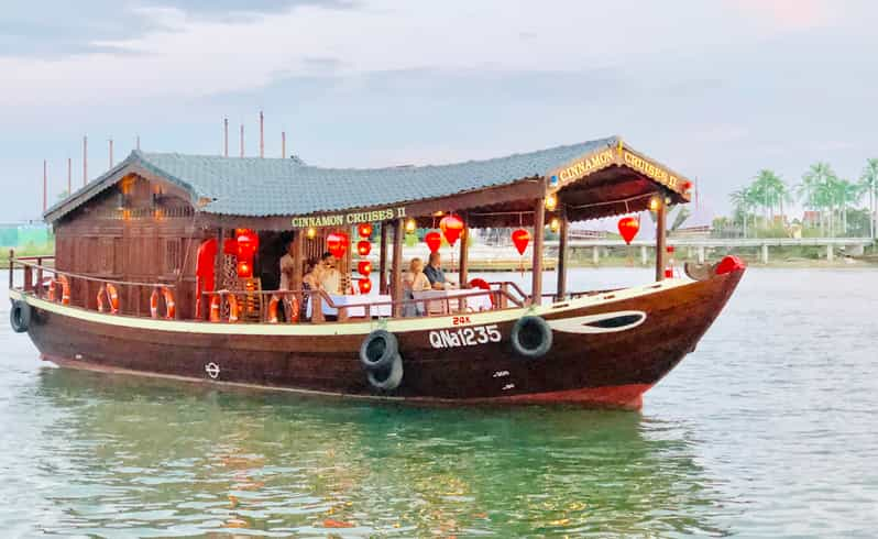 sunset boat cruise hoi an