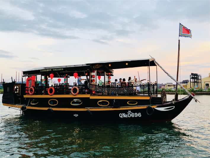 sunset boat cruise hoi an