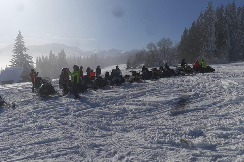 Zakopane: Ekstremalna wyprawa na skuterach śnieżnych z ogniskiem