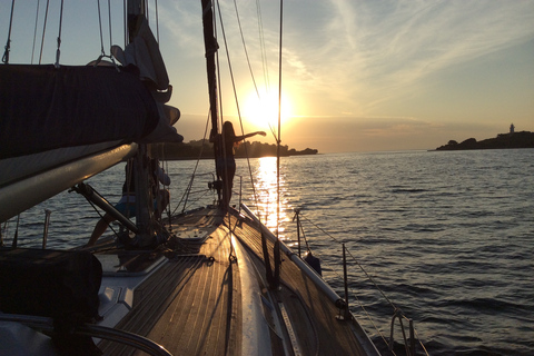 Alcúdia: Romantischer Segeltörn mit Abendessen für 2