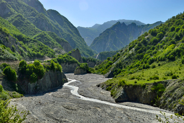 Tour privato a Shemakhi e Lahij da Baku