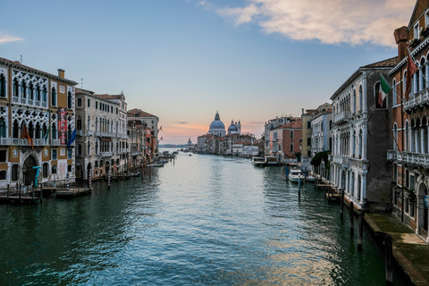 Venezia: passeggiata fotografica di 2 oreVenezia: Private Two Hours Photo Walk include 5 ritratti