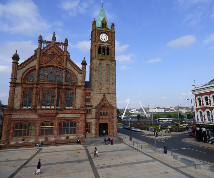 Derry: Walled City Private Tour