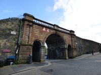 Tour de Derry, Derry Girls Tv Show Filming Lieux - Housity