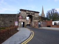 Tour de Derry, Derry Girls Tv Show Filming Lieux - Housity