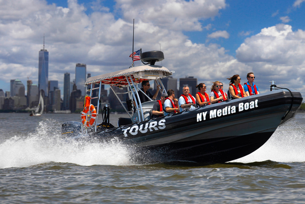 New York City: Harbor Speedboat Tour - from Chelsea Piers