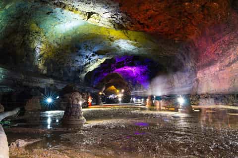 Jeju: Private Transfer to Manjangul Cave