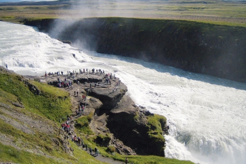 Vanuit Reykjavik: Golden Circle en geothermische baden van FontanaTour met hotelovername in Reykjavik