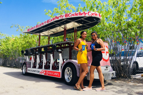 Miami: Wynwood Party Bike Bar Crawl