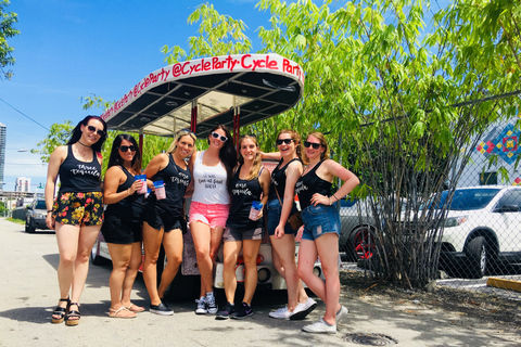 Miami: Wynwood Party Bike Bar Crawl