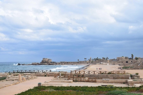 From Jerusalem: Caesarea, Haifa, Acre & Rosh Hanikra Tour French Tour