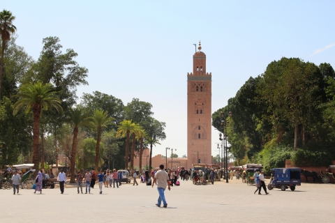 Von Agadir aus: Marrakesch Ganztagestour mit einem Reiseführer