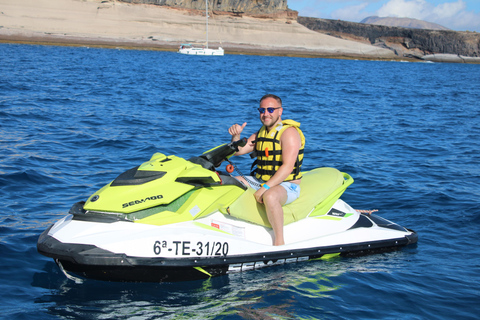 From Puerto Colon : 1 hour adrenaline JetSki tour 1 Hour, for 1 person