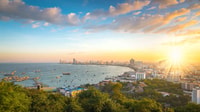 Pattaya, coche privado o minibús de alquiler con conductor - Hizvo