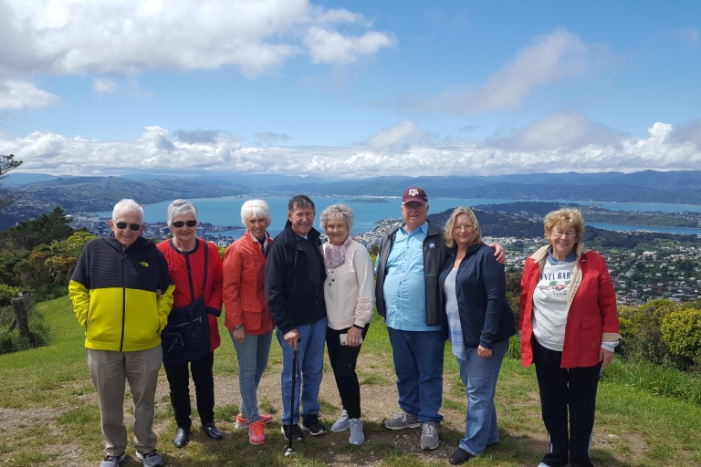 Wellington: Cave to Coast Highlights Guided Tour