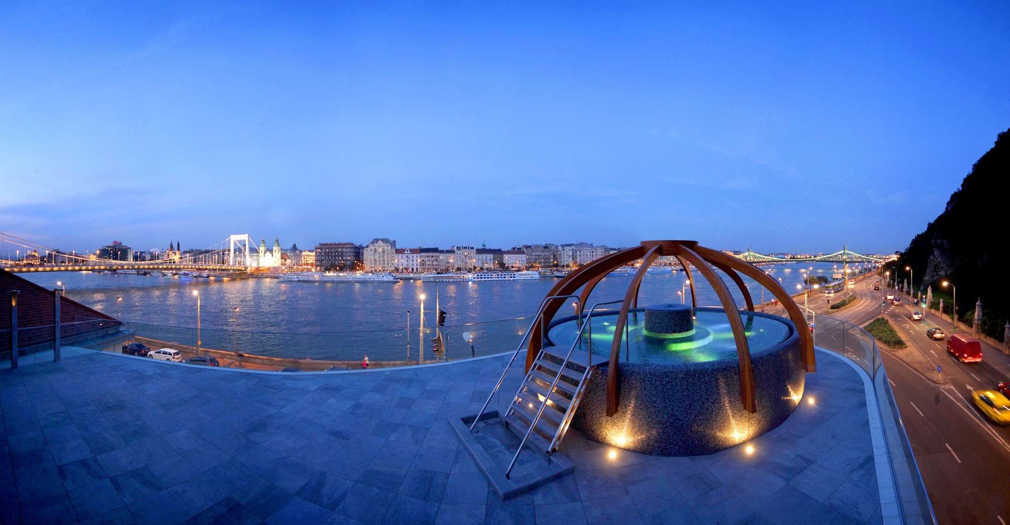 Budapest: Rudas Turkish Bath or Spa Day Pass & 3-Course Meal photo 8