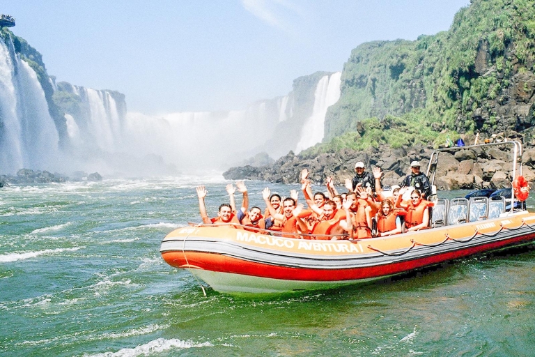 Z Puerto Iguazu: Wodospady Brazylijskie z przygodą łodziąWycieczka do wodospadów z przygodą na łodzi - wycieczka prywatna