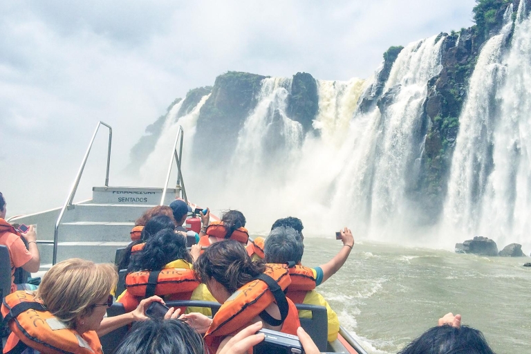 Van Foz do Iguaçu: Argentijnse Iguazu-watervallen met boottochtArgentijnse Iguazu-watervallen met boottocht - groepsreis