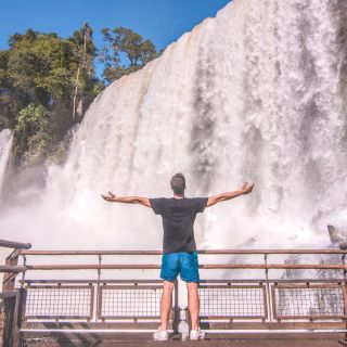 Из Пуэрто-Игуасу: бразильская сторона водопада с билетом