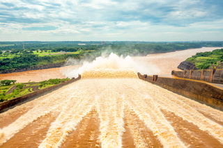 Itaipu Dam: Day Trips and Tours from Puerto Iguazú