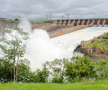 Itaipu Dam Tour with Admission Ticket from Foz do Iguaçu