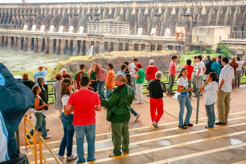 Itaipu Dam Tour met toegangsbewijs van Foz do IguaçuItaipu Dam Tour