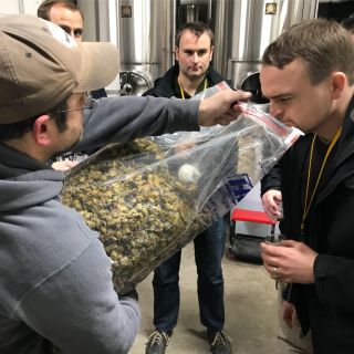 Cleveland: Brewery Tour with Tastings