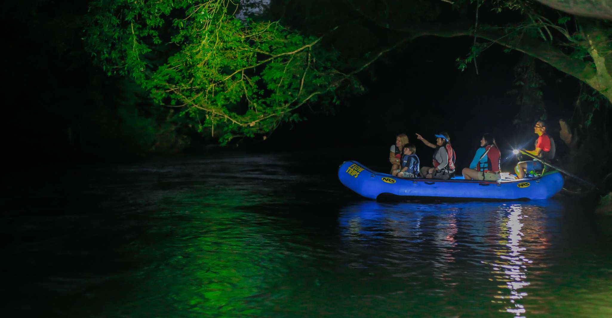 La Fortuna, Guided Twilight Wildlife Safari - Housity