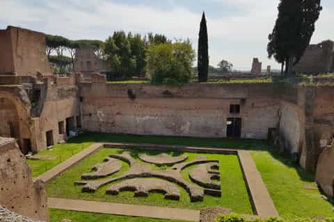 Rome: Fast Track Colosseum with Arena Floor VIP Guided Tour