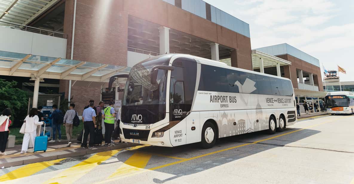 Afbeelding 6 van Venetië: Bustransfer tussen de luchthaven Marco Polo en de stad