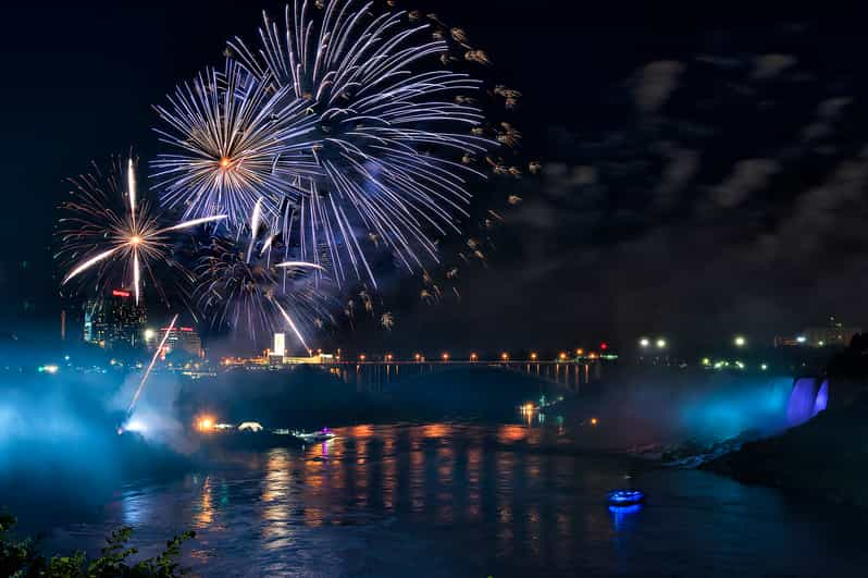 niagara cruise fireworks