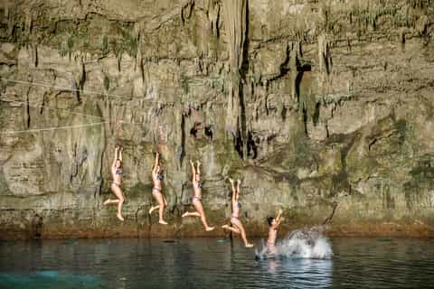 From Cancún: Chichén Itzá & Cenote Maya Full-Day Tour