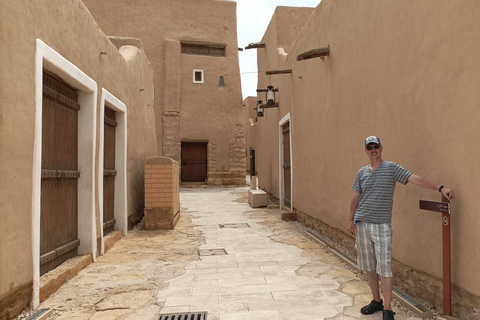 Découvrez le riche patrimoine de Diriyah, la ville de la Terre.