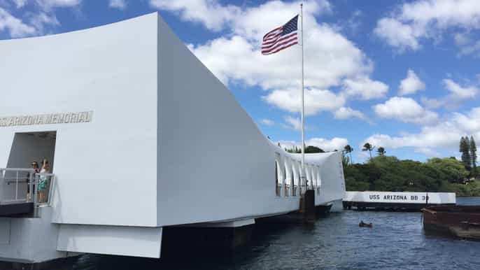 pearl harbor y uss arizona memorial tour + city punchbowl