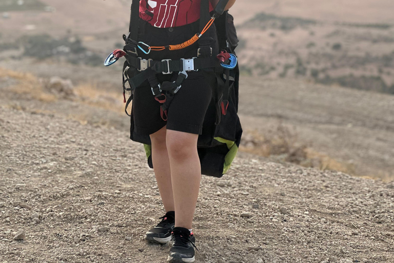 Avventura a Marrakech: parapendio, giro in cammello e colazione